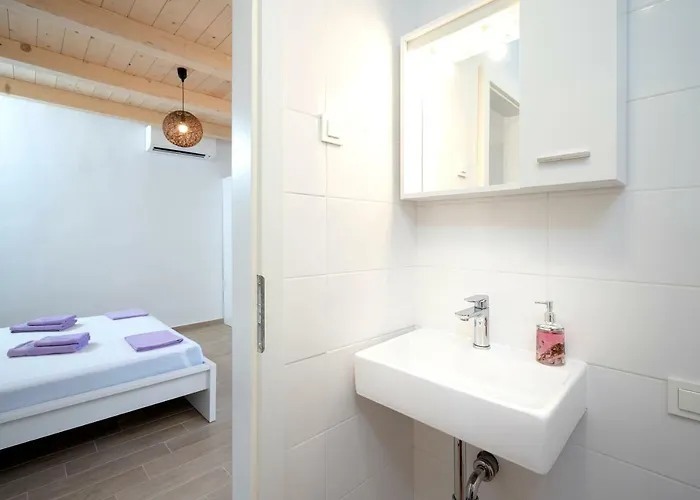 Velada Center * Hvar Town